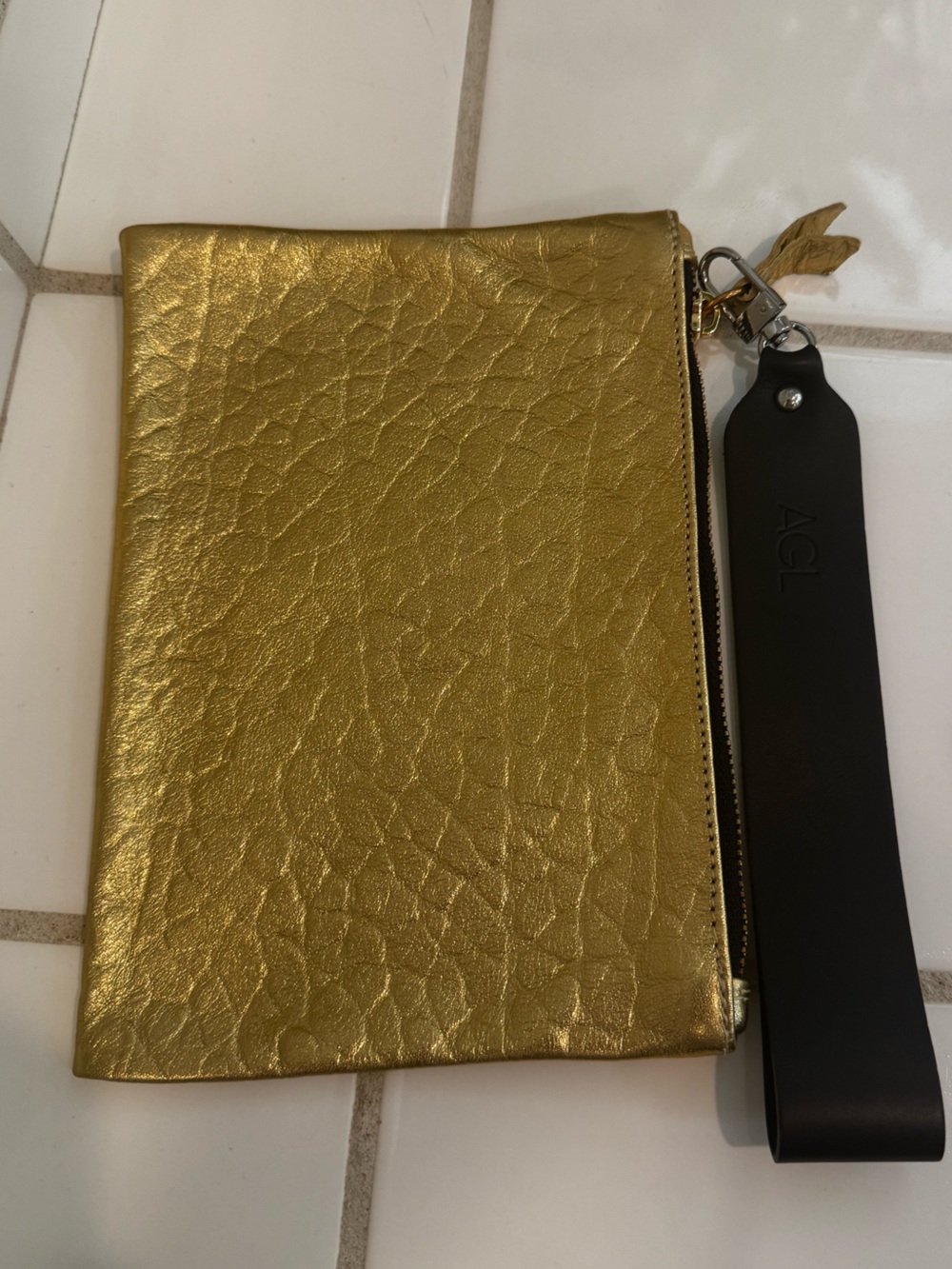 Attilio Giusti Leombruni Gold Leather Wristlet Clutch with Black Strap